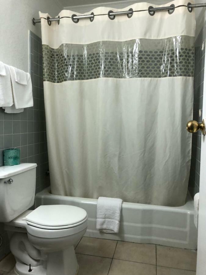 Deluxe Inn Natchez Extérieur photo
